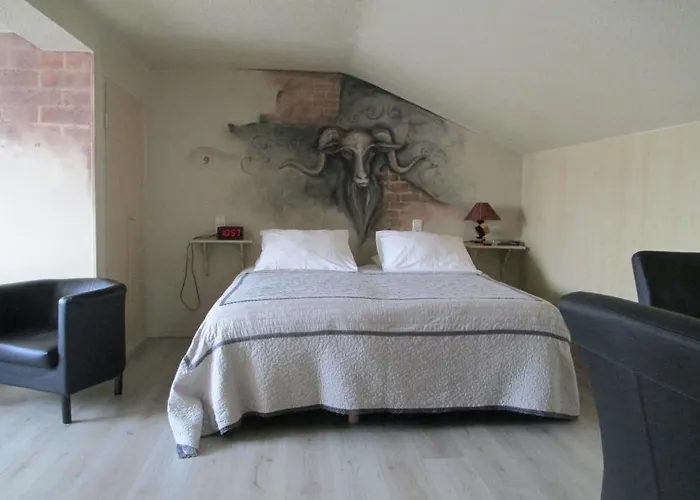 Het Witte Huis فندق 2*